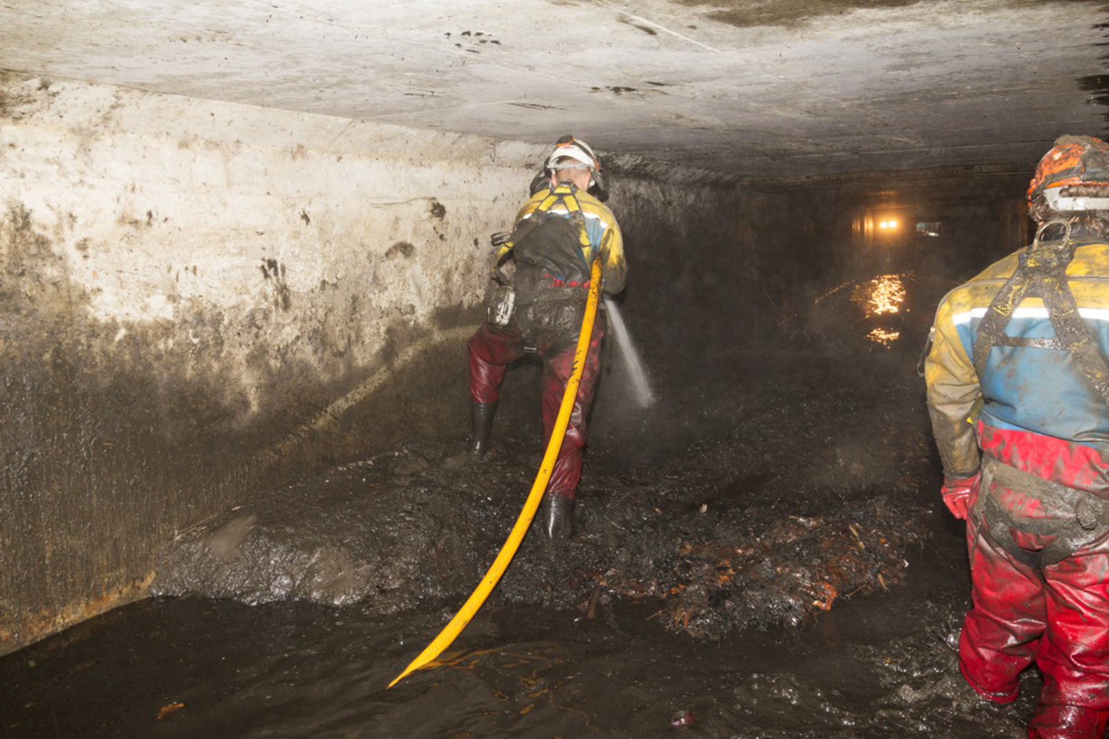 UK Tunnel & Culvert Specialists - Cleaning Services Image 8